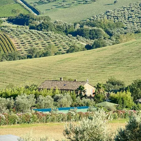 Casale Gioel Bed & Breakfast